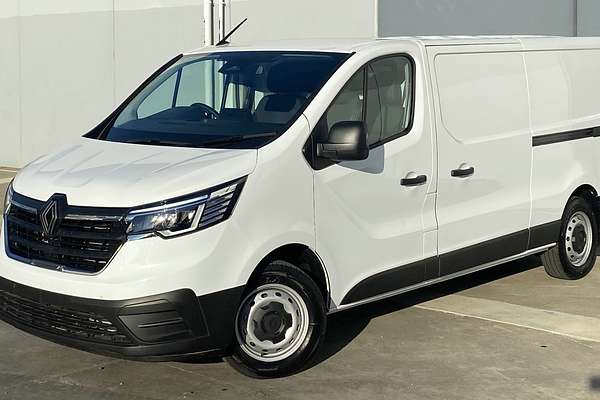 2026 Renault Trafic Pro X82 LWB Low Roof