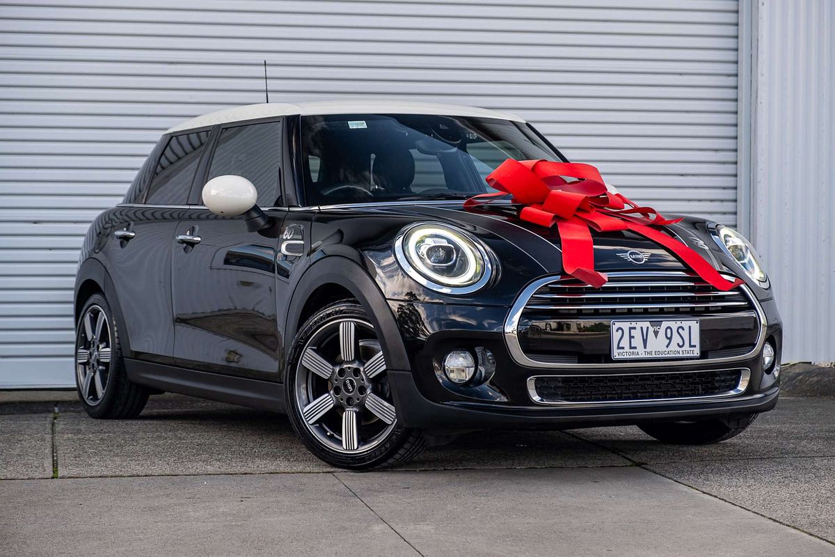 2019 MINI Hatch Cooper F55 LCI