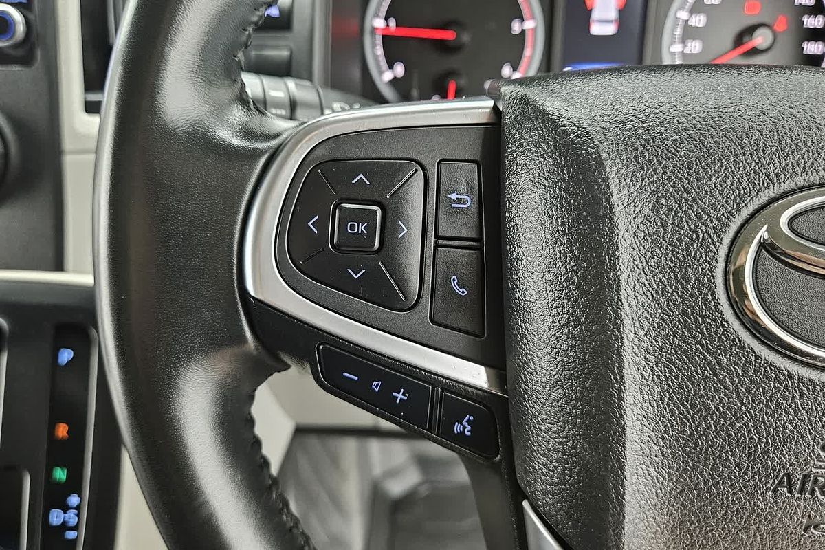 2023 Toyota Hiace GDH300R LWB