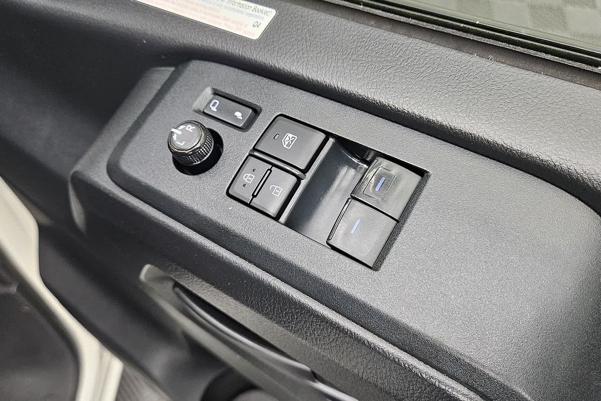 2023 Toyota Hiace GDH300R LWB