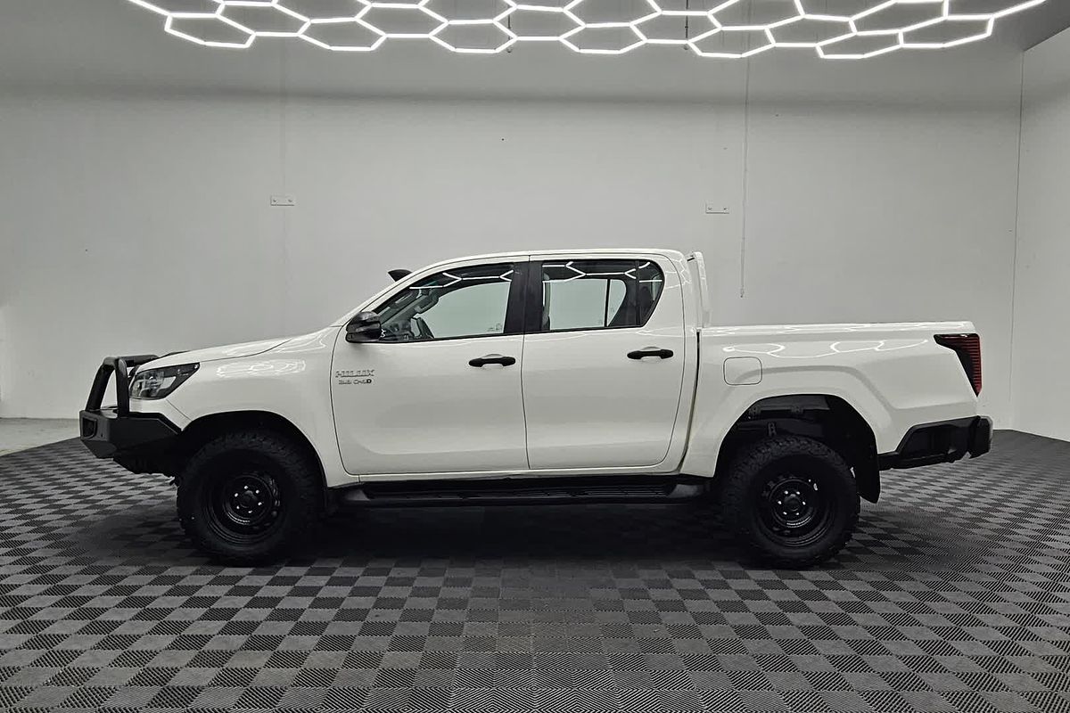 2021 Toyota Hilux SR GUN126R 4X4