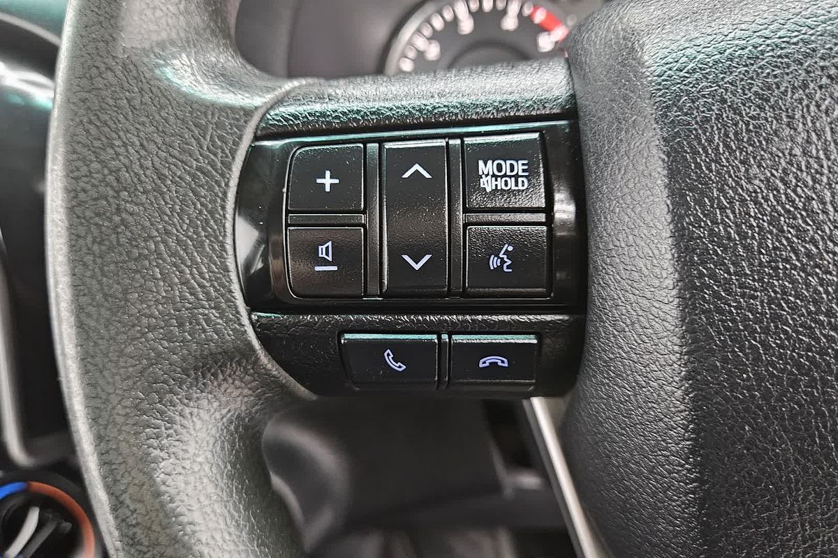 2021 Toyota Hilux SR GUN126R 4X4