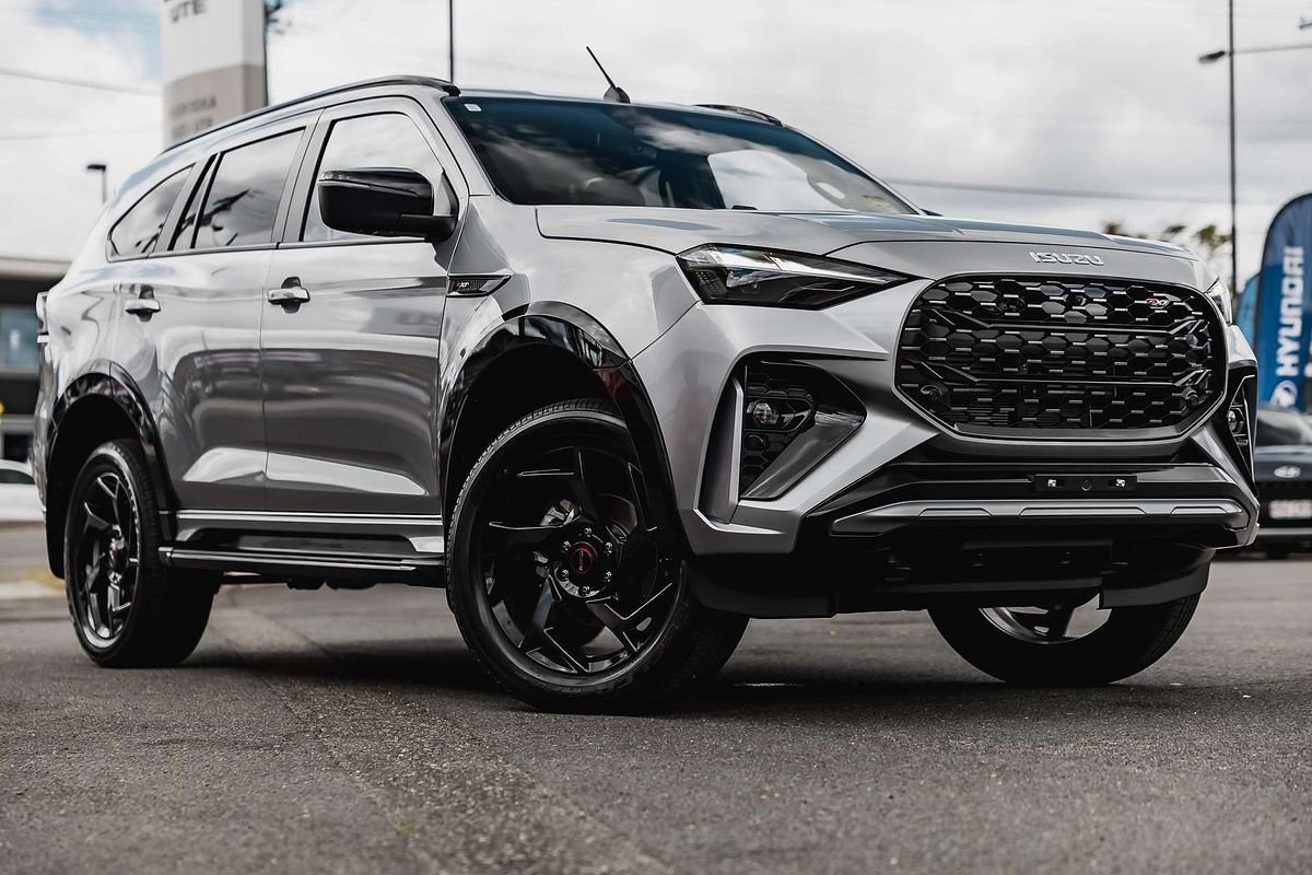 2026 Isuzu MU-X X-TERRAIN
