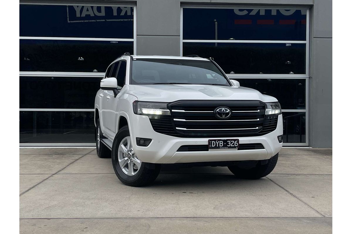 2024 Toyota Landcruiser GXL FJA300R