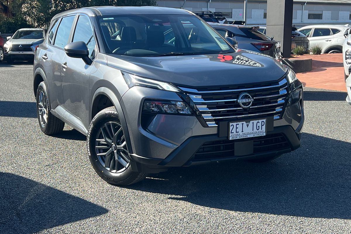 2026 Nissan X-TRAIL ST T33