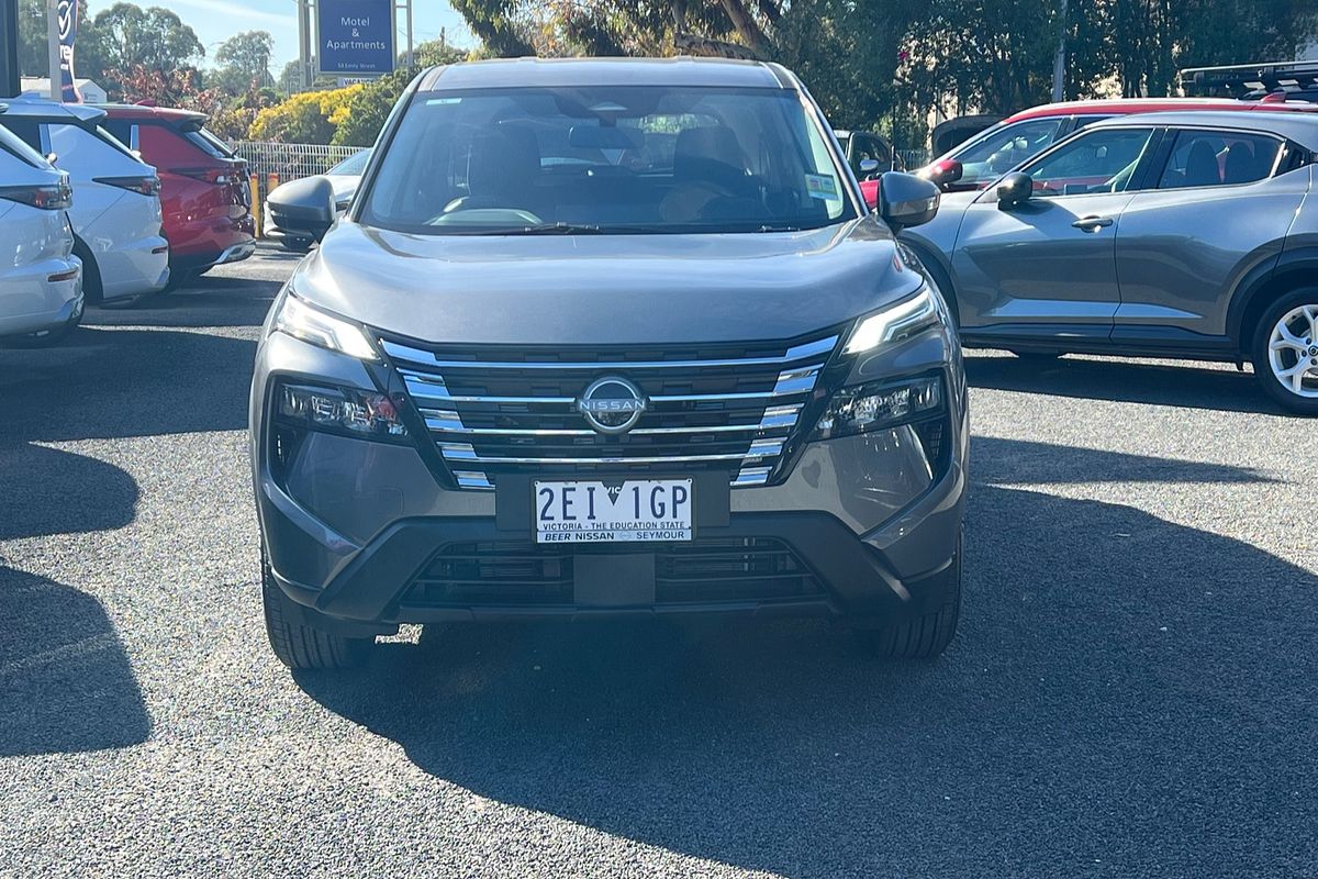 2026 Nissan X-TRAIL ST T33
