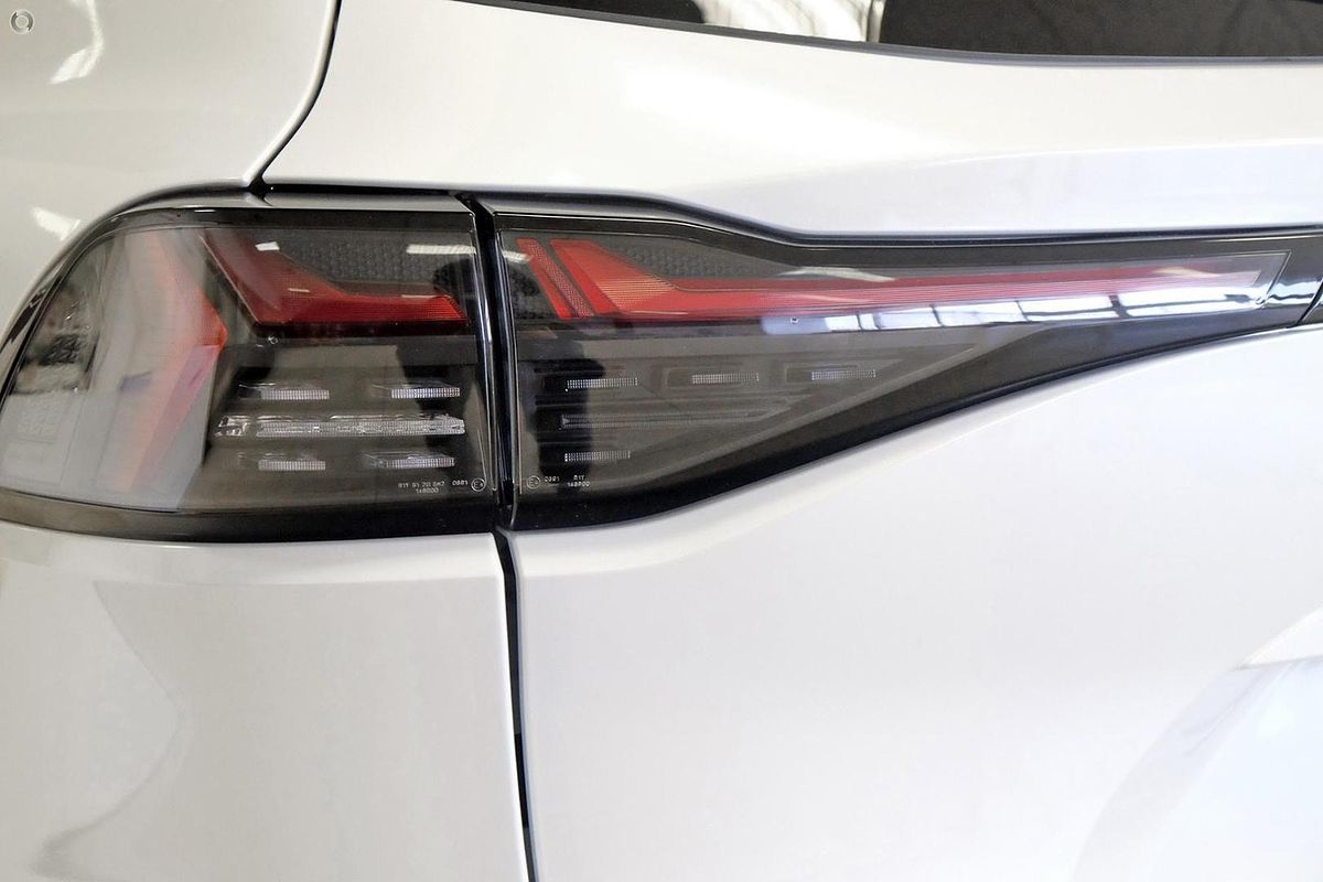 2026 Isuzu MU-X X-TERRAIN image 10
