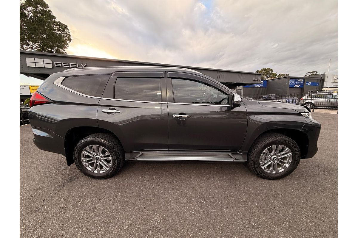 2021 Mitsubishi Pajero Sport GLX QF