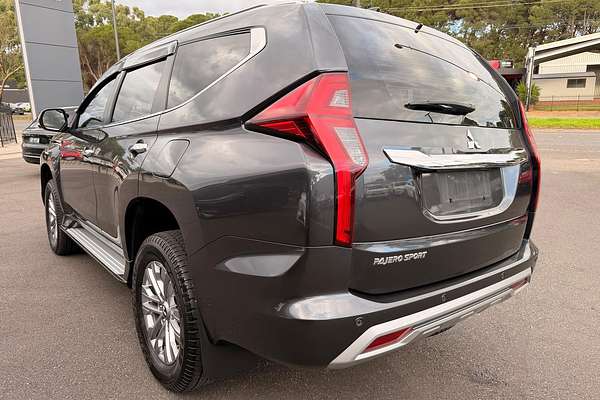 2021 Mitsubishi Pajero Sport GLX QF thumb-4