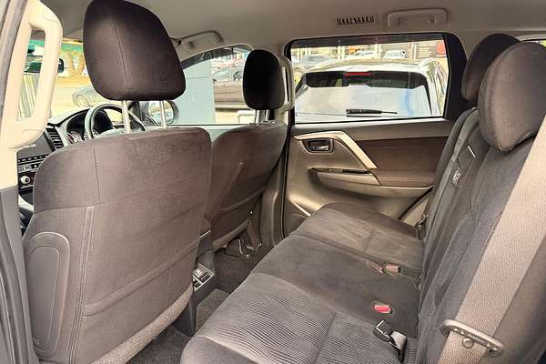 2021 Mitsubishi Pajero Sport GLX QF thumb-25