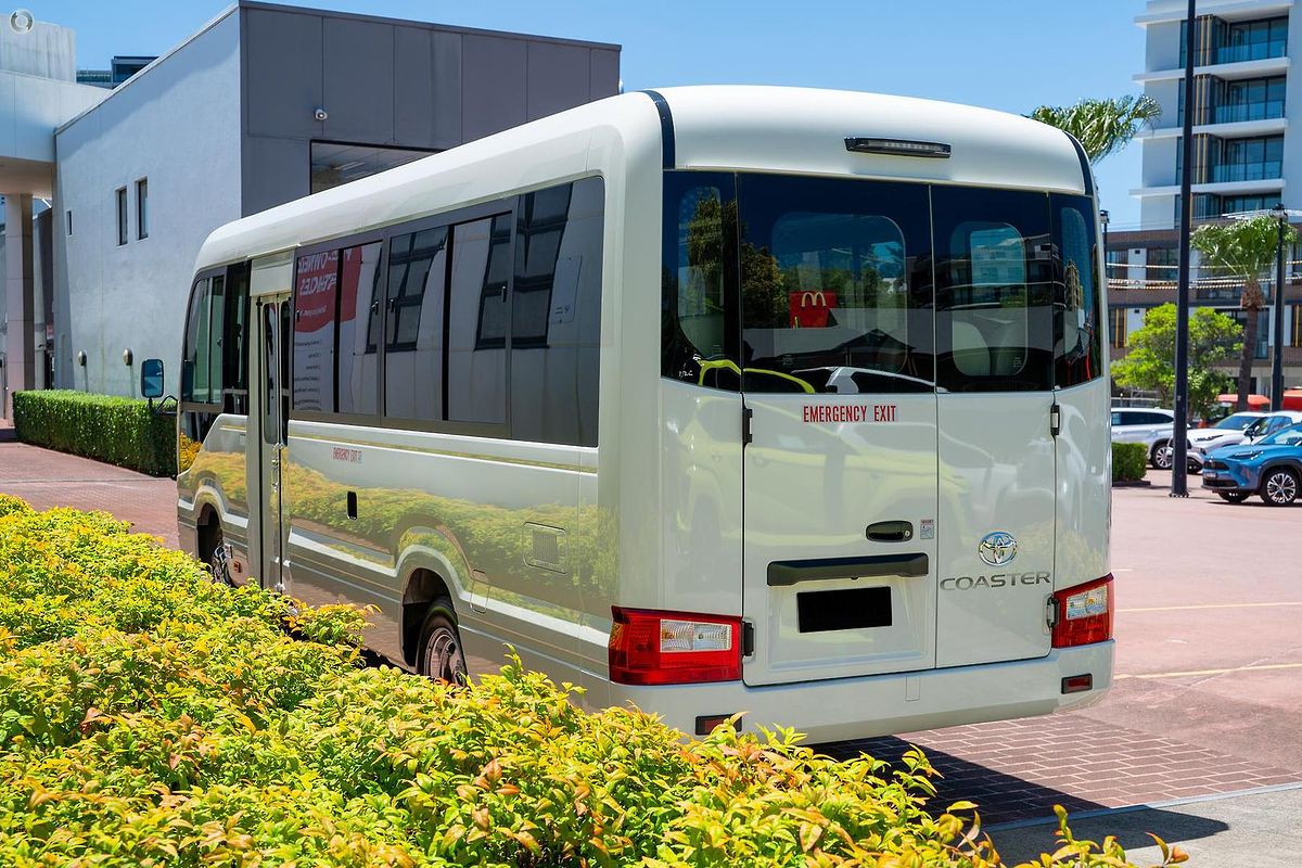 2025 Toyota Coaster GDB70R