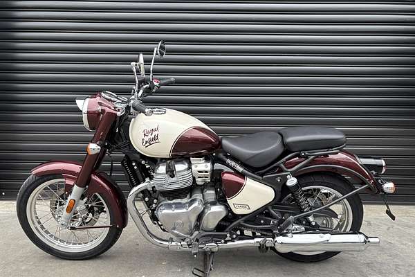 2026 Royal Enfield CLASSIC 650 - VALLAM RED