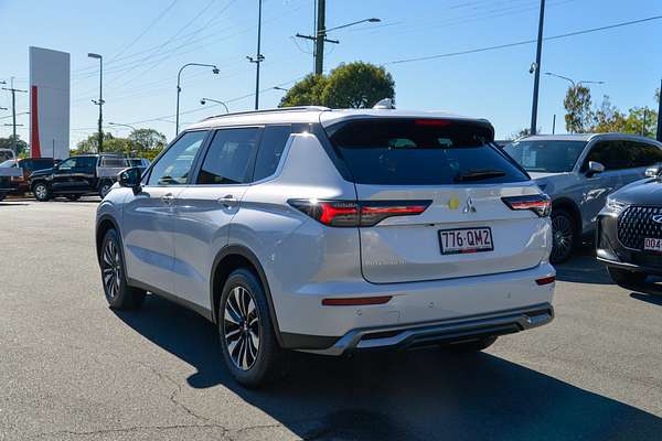 2025 Mitsubishi Outlander LS ZM thumb-5