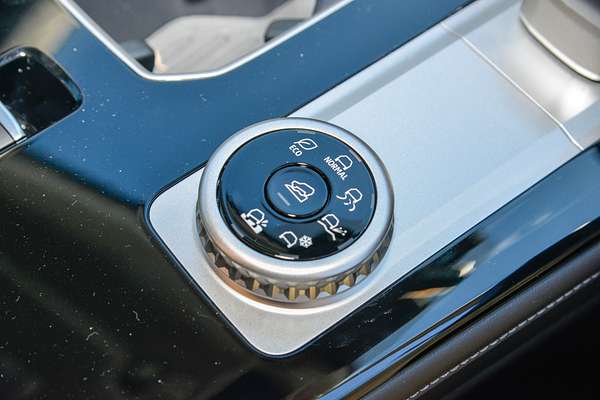 2025 Mitsubishi Outlander LS ZM thumb-14