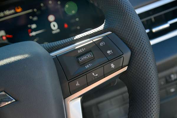 2025 Mitsubishi Outlander LS ZM thumb-15