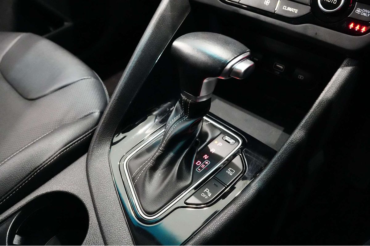 2022 Kia Niro Hybrid Sport DE