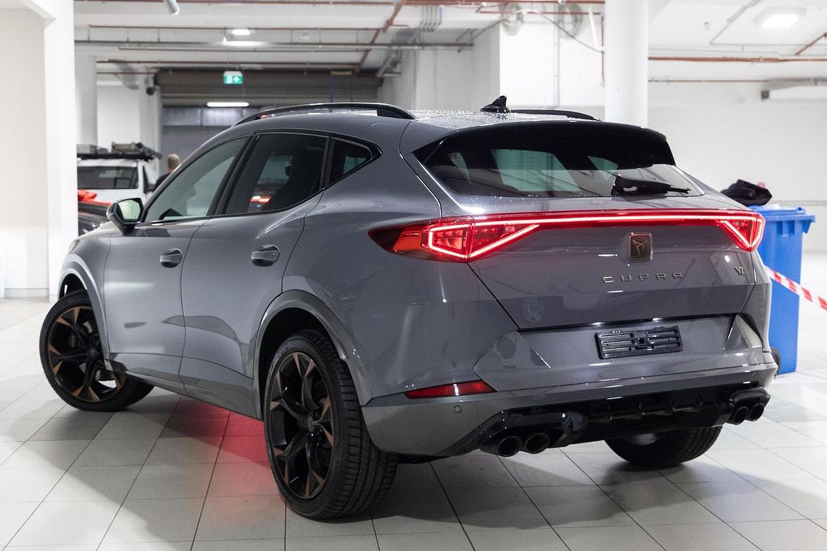 2024 CUPRA Formentor VZx KM