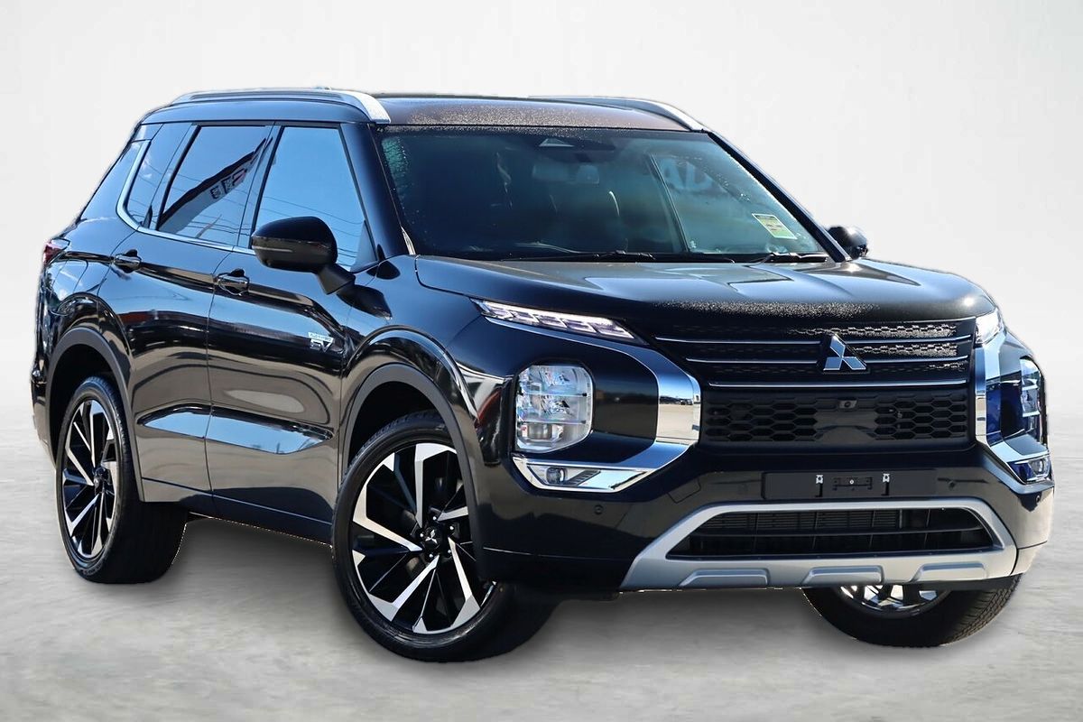 2026 Mitsubishi Outlander PHEV Exceed Tourer ZM