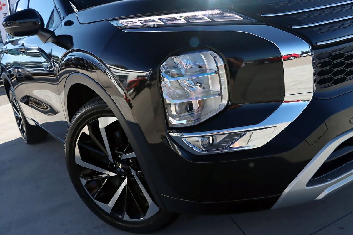 2026 Mitsubishi Outlander PHEV Exceed Tourer ZM