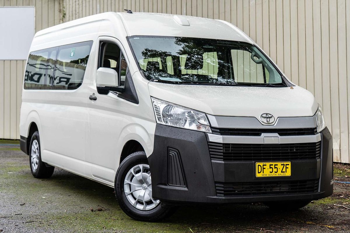 2022 Toyota Hiace Commuter GDH322R ELWB High Roof