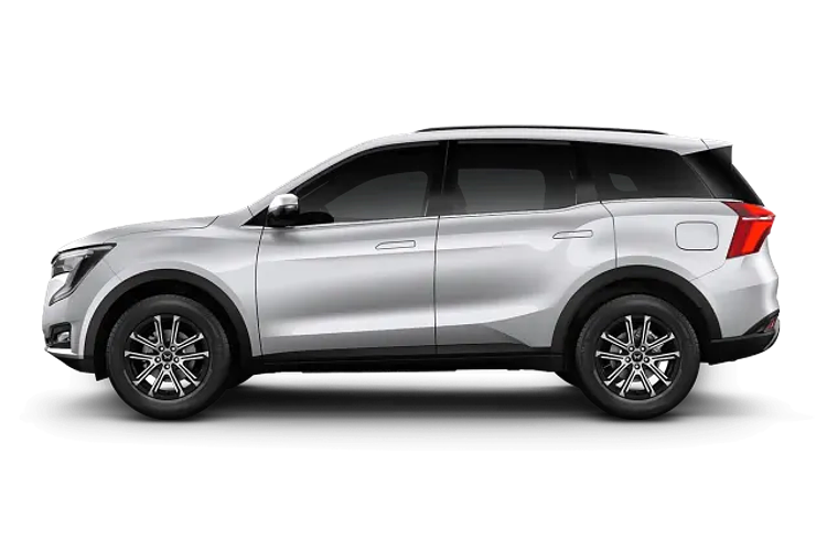 2026 Mahindra XUV700