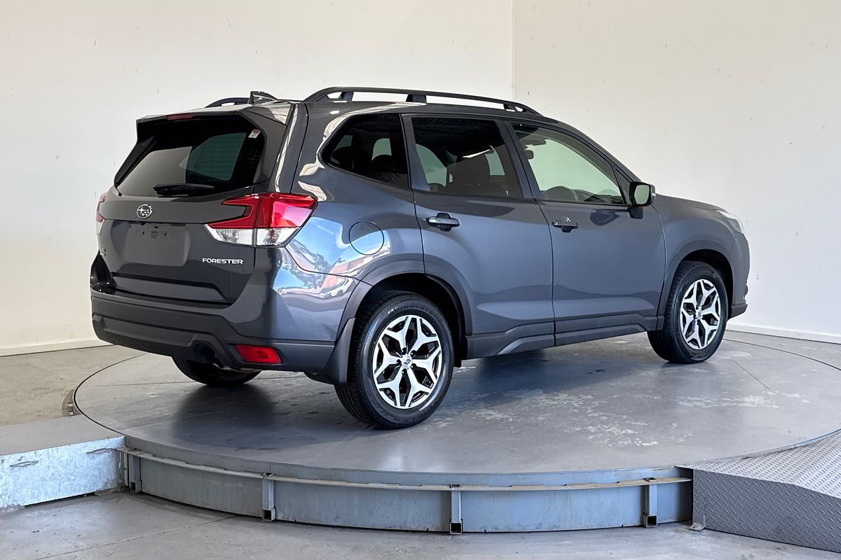 2023 Subaru Forester 2.5i S5
