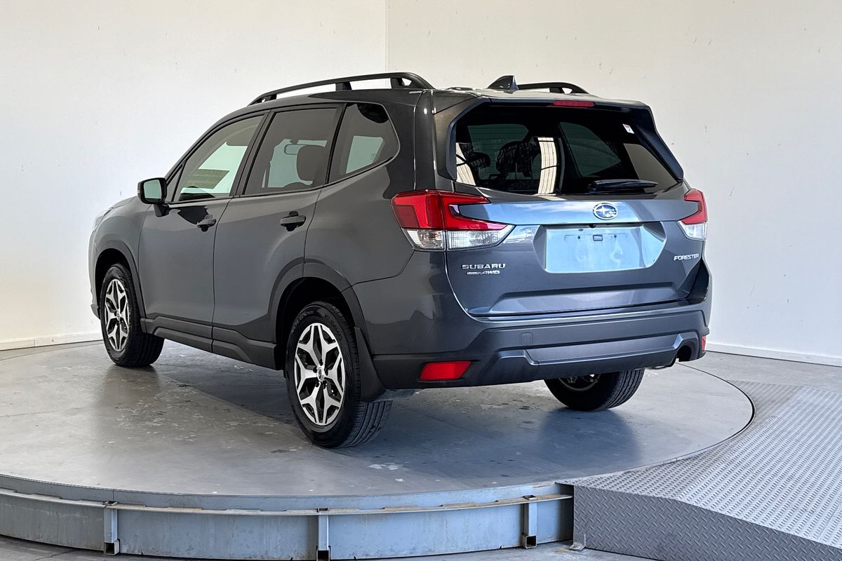 2023 Subaru Forester 2.5i S5