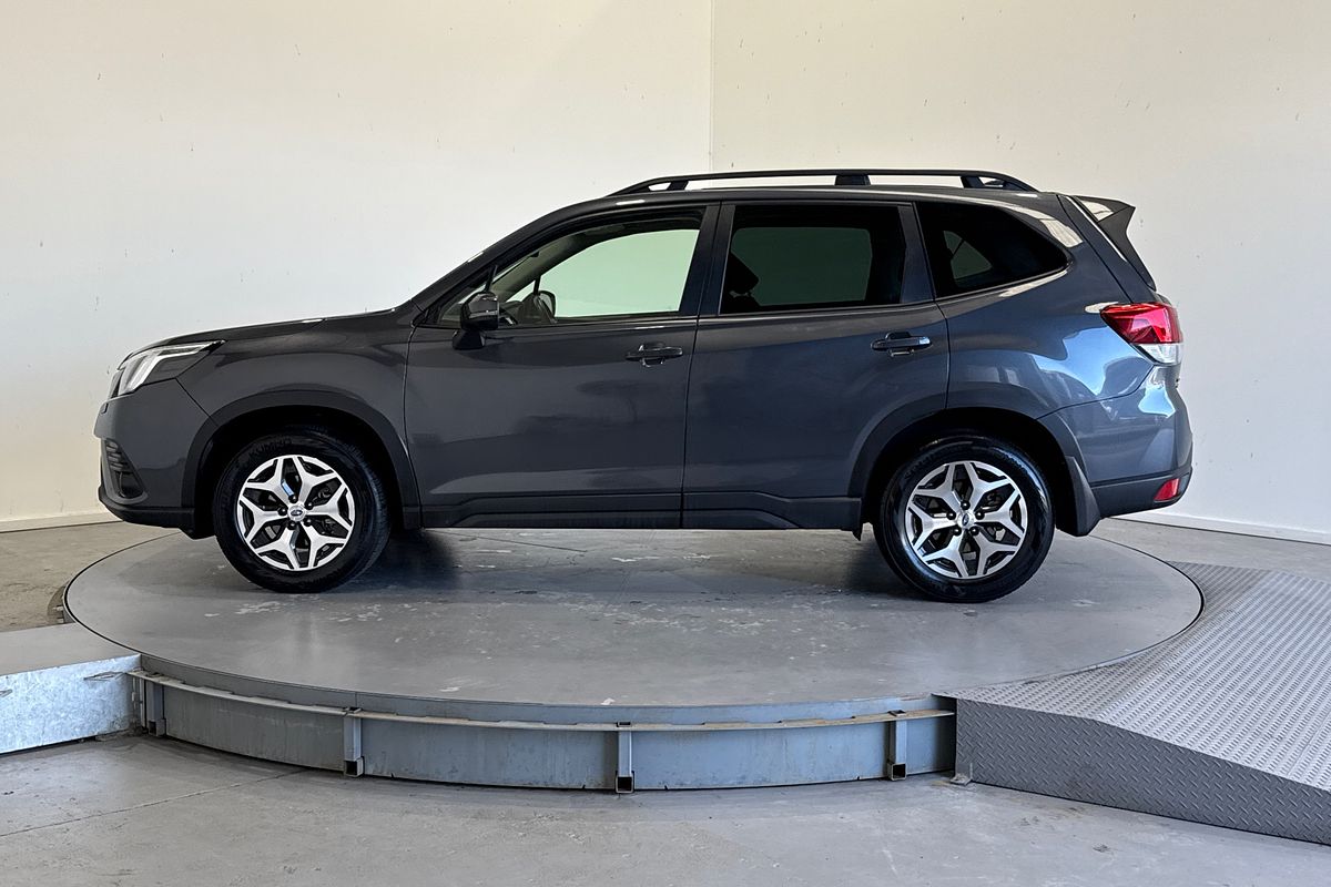 2023 Subaru Forester 2.5i S5