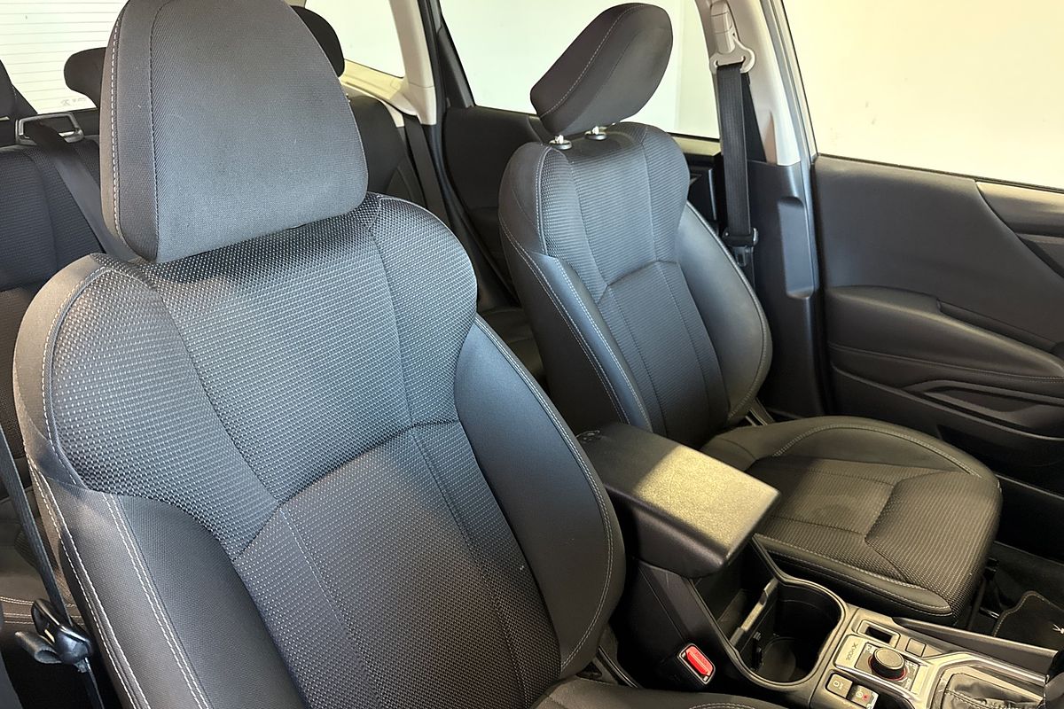 2023 Subaru Forester 2.5i S5