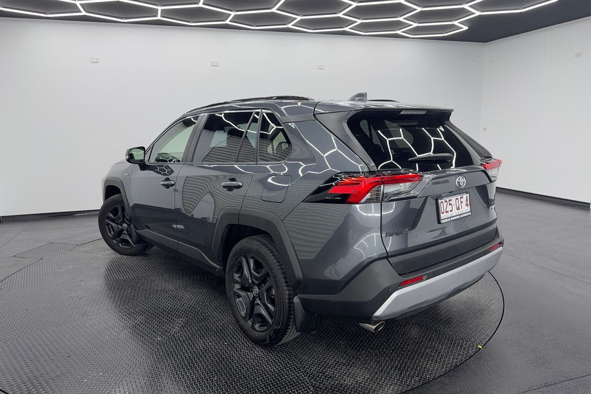 2025 Toyota RAV4 Edge AXAH54R