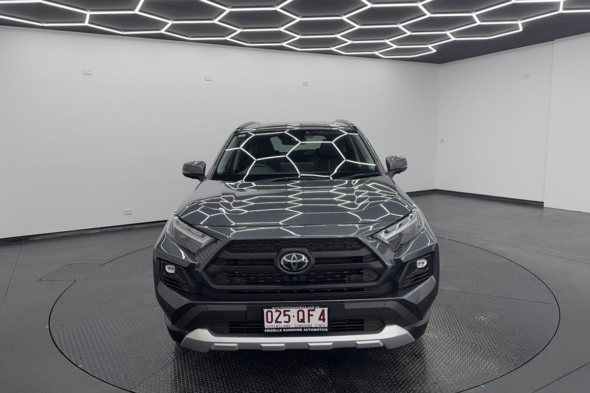2025 Toyota RAV4 Edge AXAH54R