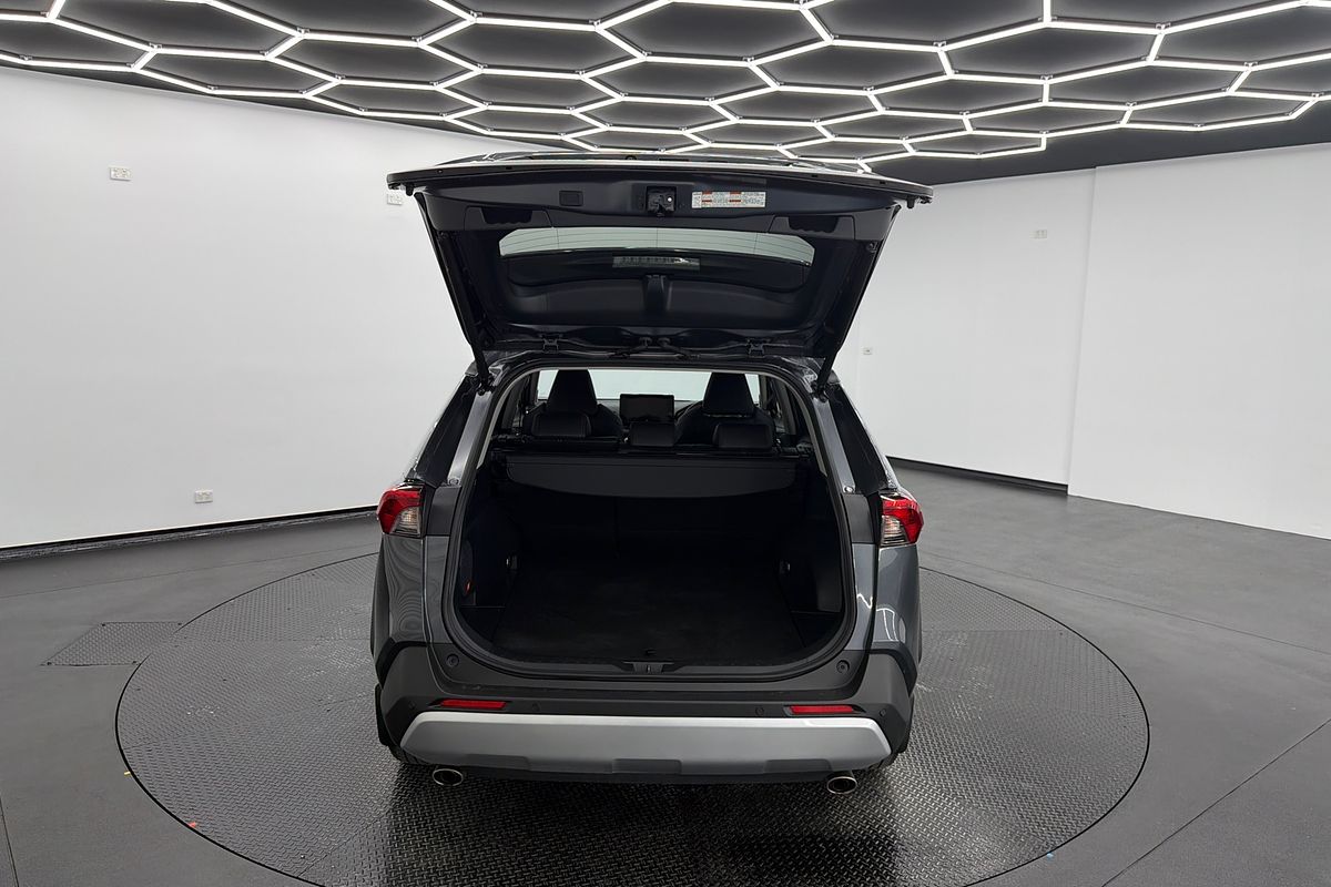 2025 Toyota RAV4 Edge AXAH54R