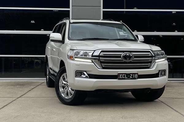 2020 Toyota Landcruiser Sahara VDJ200R