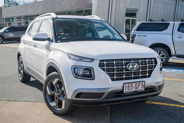 2025 Hyundai Venue Elite QX.V5