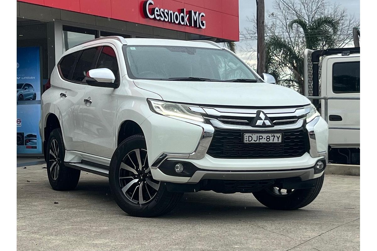 2016 Mitsubishi Pajero Sport GLS QE
