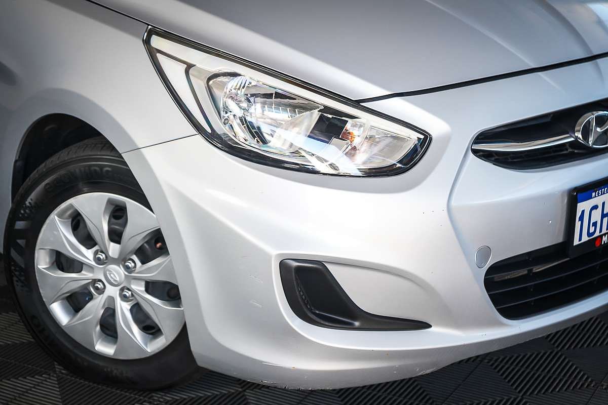 2017 Hyundai Accent Active RB4