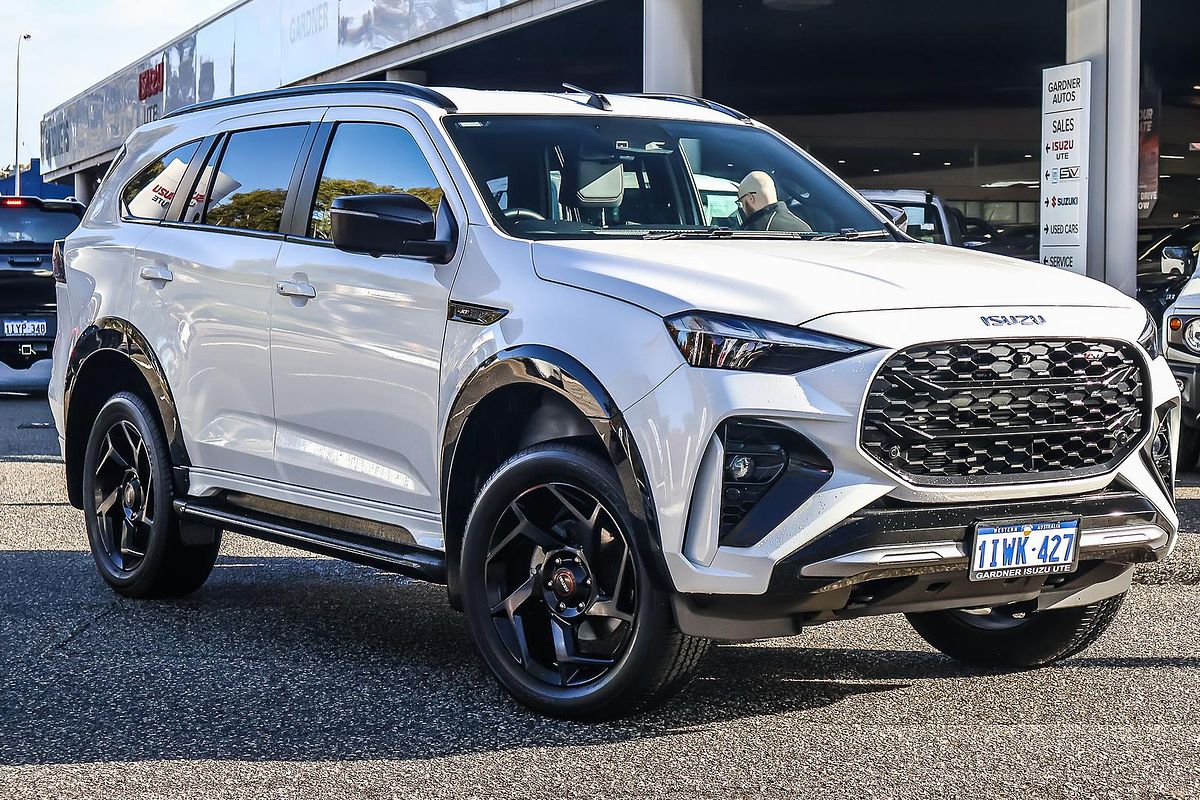 2025 Isuzu MU-X X-TERRAIN
