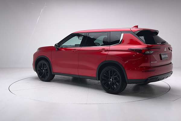 2023 Mitsubishi Outlander LS Black Edition ZM thumb-5
