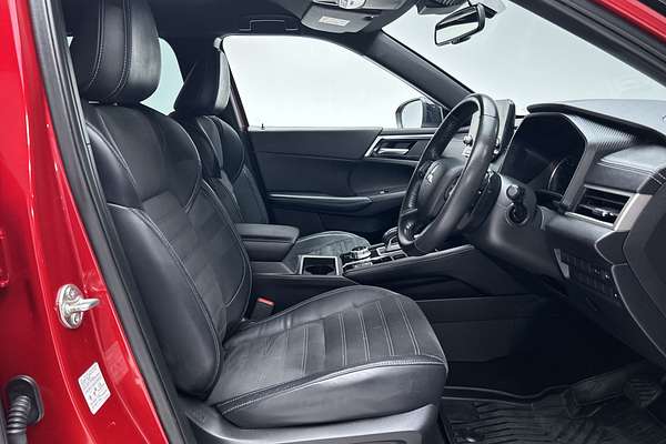 2023 Mitsubishi Outlander LS Black Edition ZM thumb-12