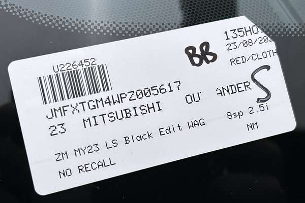 2023 Mitsubishi Outlander LS Black Edition ZM thumb-23