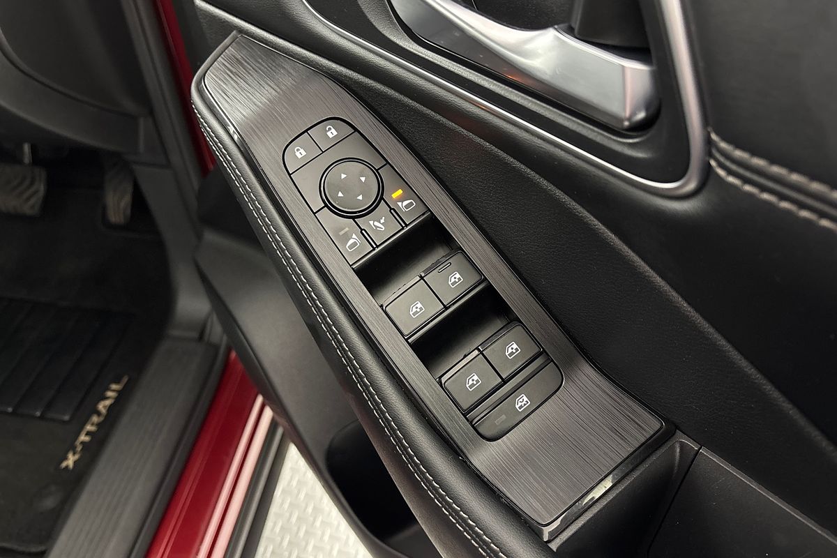 2022 Nissan X-TRAIL ST-L T32