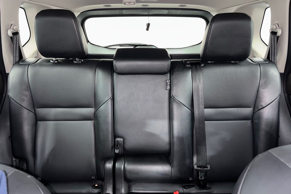2022 Nissan X-TRAIL ST-L T32