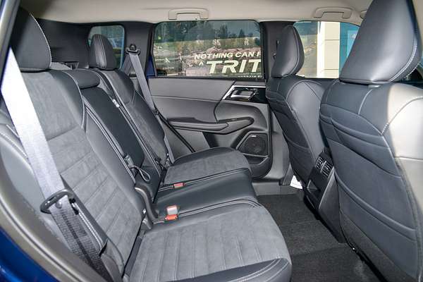 2025 Mitsubishi Outlander Aspire ZM thumb-8