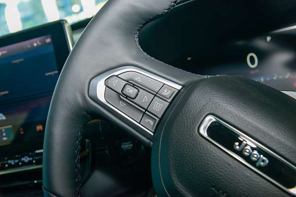 2025 Jeep Compass Limited e-Hybrid MV thumb-17