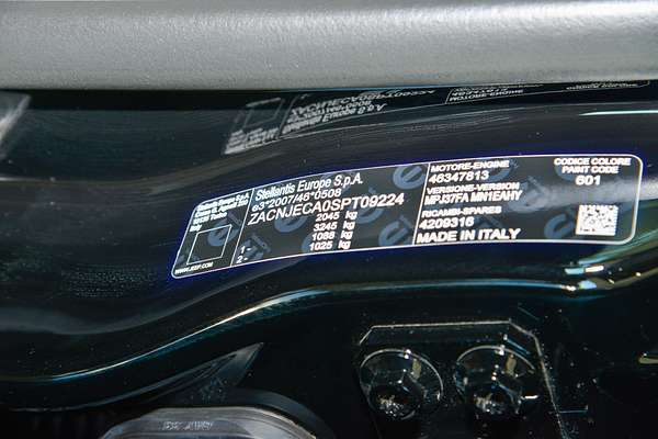 2025 Jeep Compass Limited e-Hybrid MV thumb-23