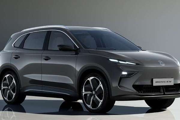 2025 MG MGS5 EV Essence 62 ZS3EM