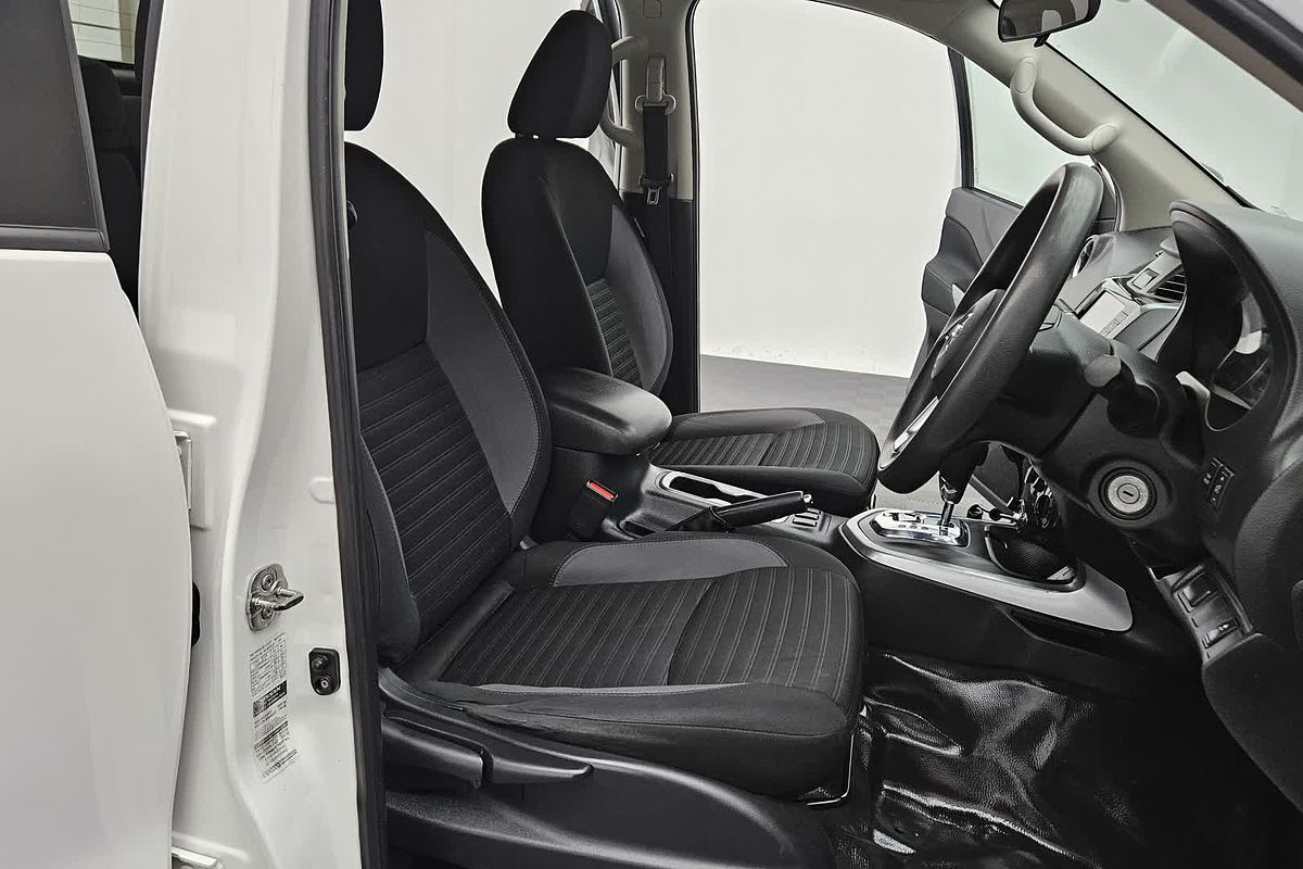2022 Nissan Navara SL D23 4X4