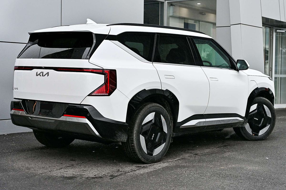 2026 Kia EV5 Earth OVc
