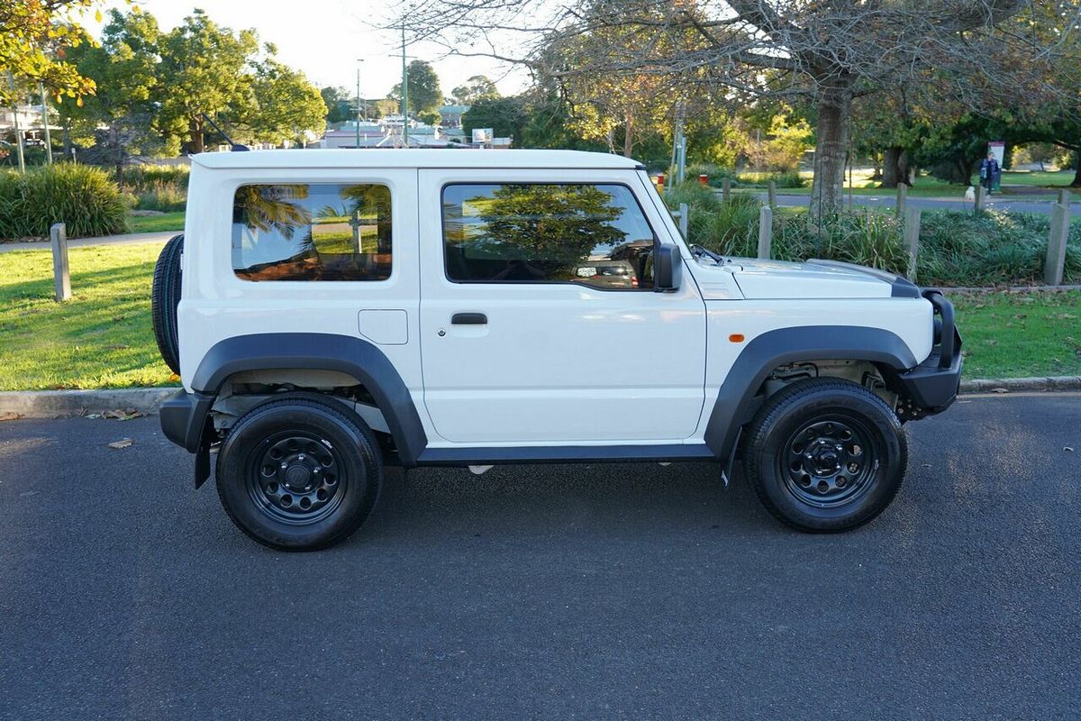 2022 Suzuki Jimny Lite GJ