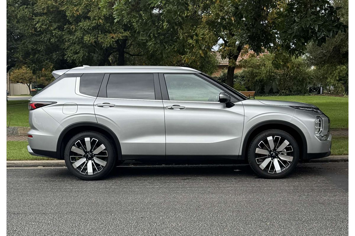 2025 Mitsubishi Outlander Aspire ZM